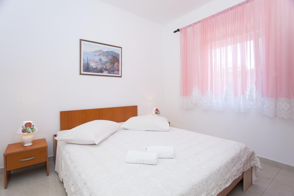 Guest House Mara Vela Luka Dış mekan fotoğraf