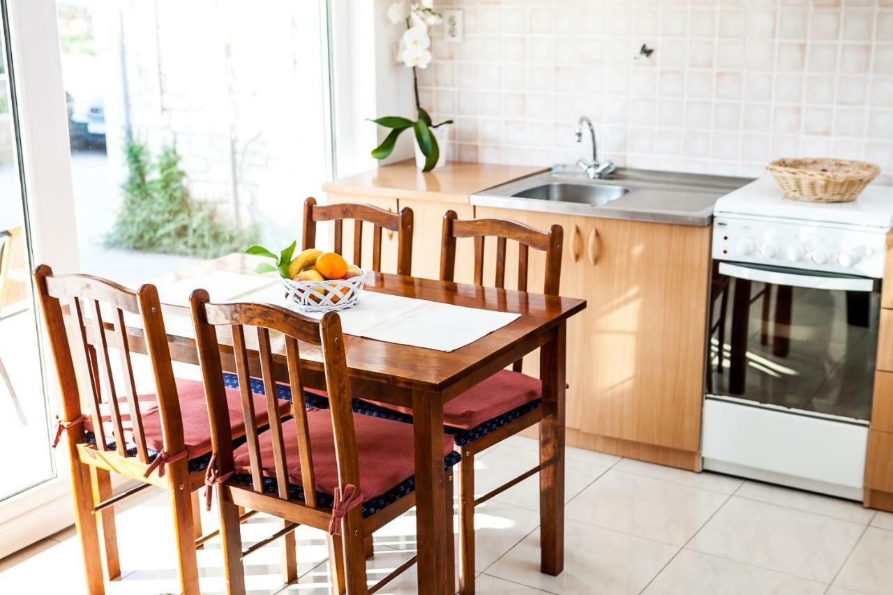 Guest House Mara Vela Luka Dış mekan fotoğraf