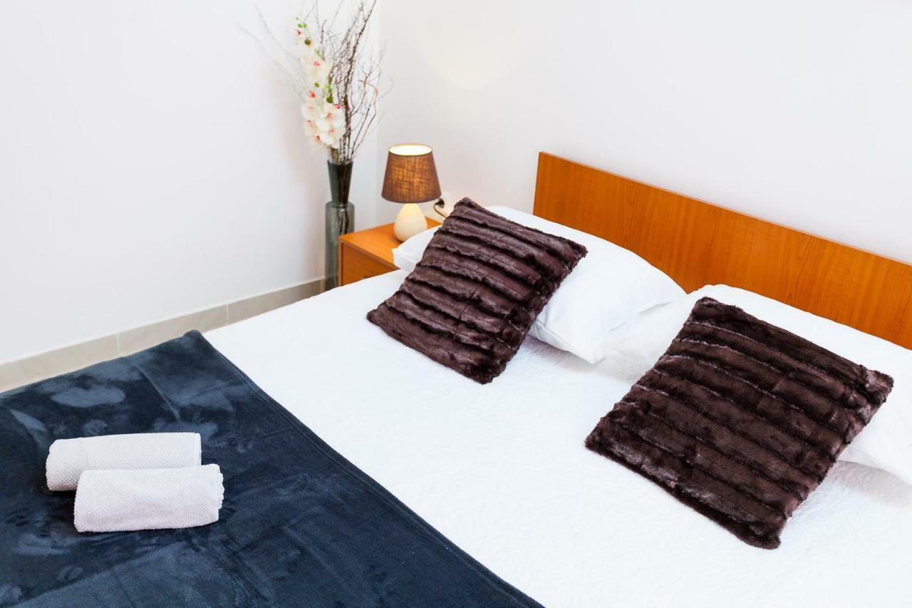 Guest House Mara Vela Luka Dış mekan fotoğraf