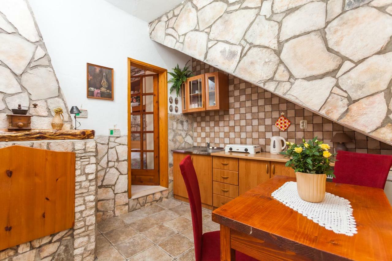 Guest House Mara Vela Luka Dış mekan fotoğraf