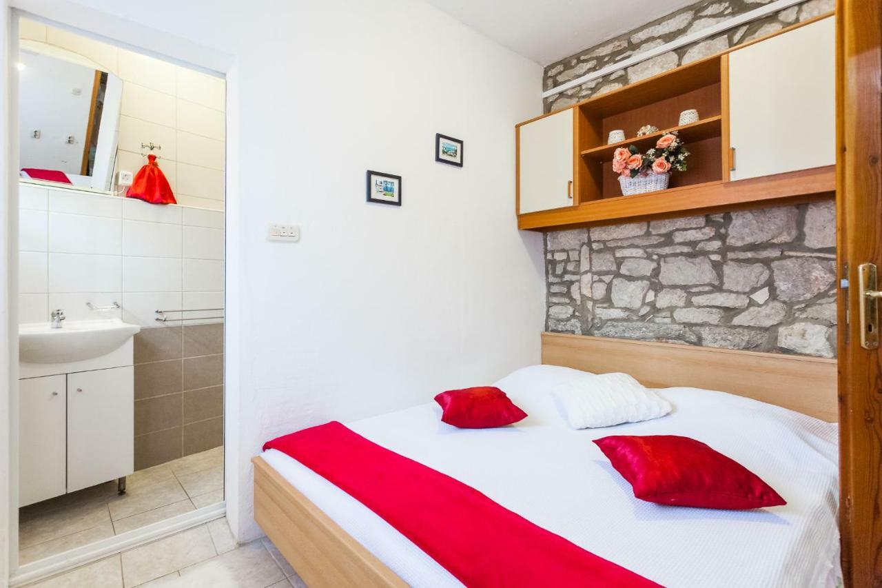 Guest House Mara Vela Luka Dış mekan fotoğraf