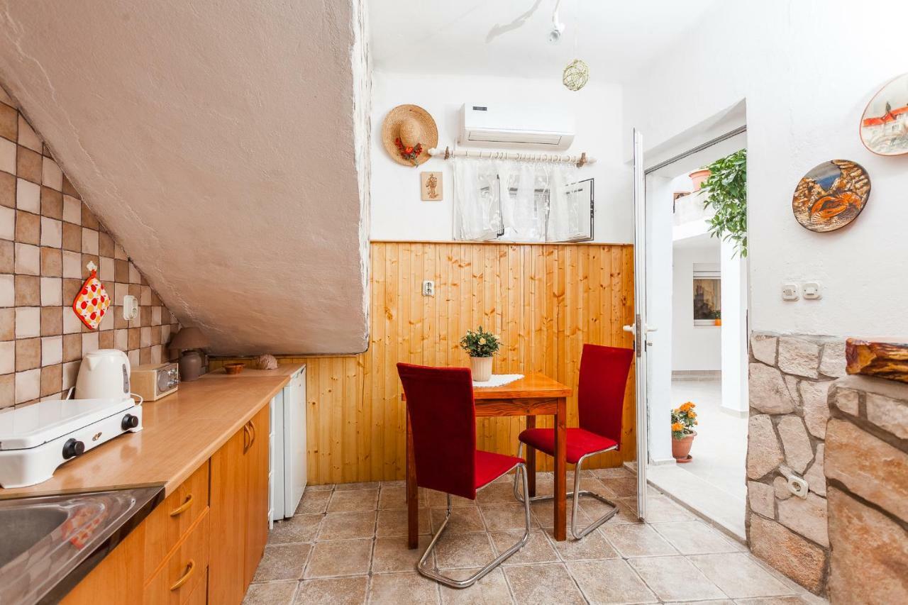 Guest House Mara Vela Luka Dış mekan fotoğraf