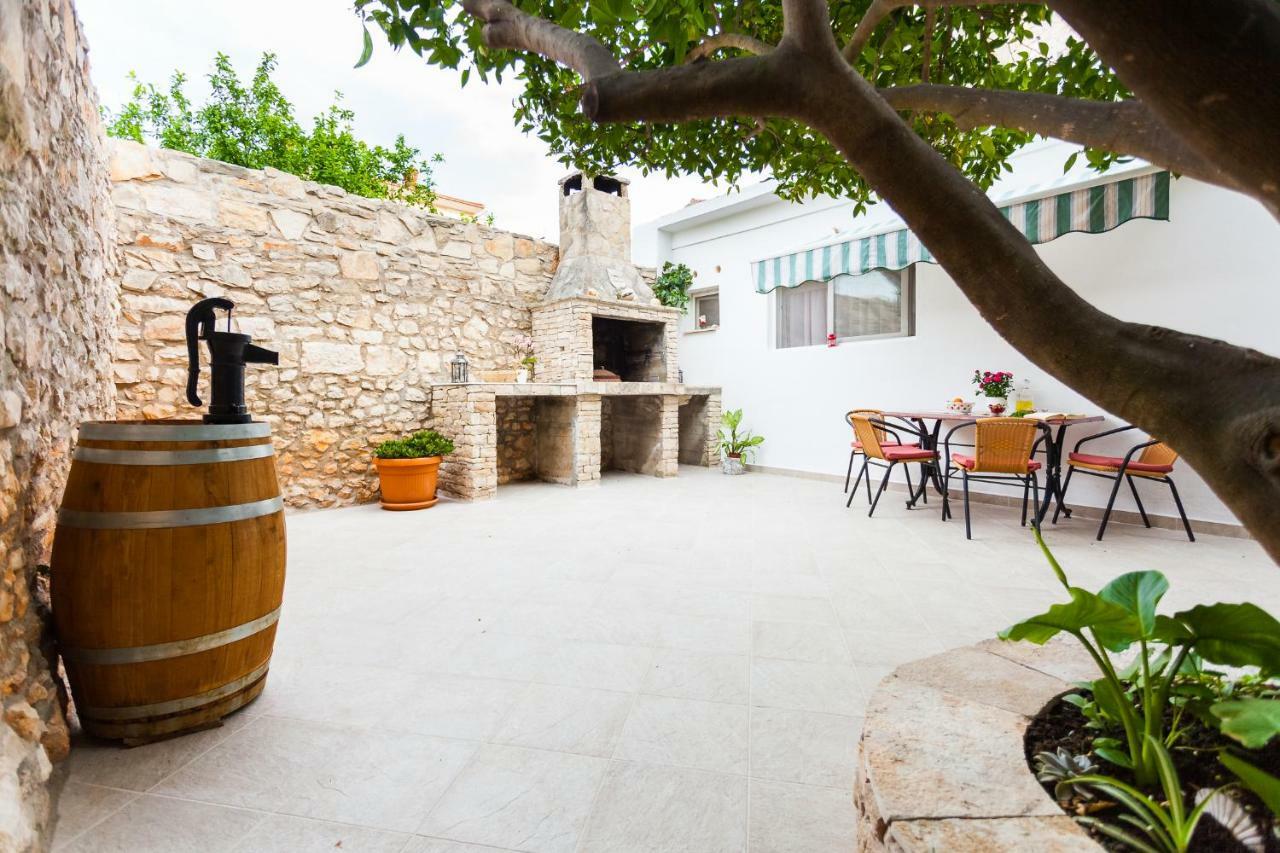 Guest House Mara Vela Luka Dış mekan fotoğraf