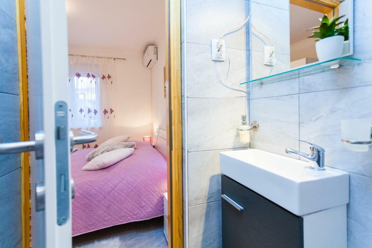 Guest House Mara Vela Luka Dış mekan fotoğraf